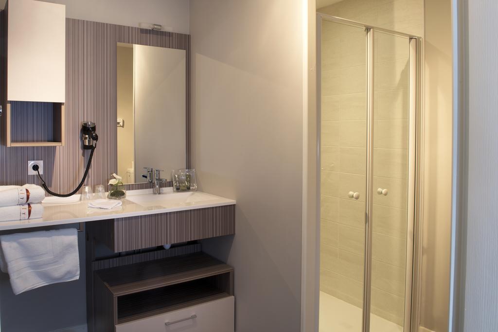 Domitys Le Palmier Du Roi Aparthotel Pau Ruang foto